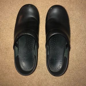 Dansko shoes, size 37.